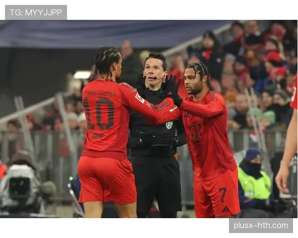 拜仁如何利用穆西亚拉串联进攻？